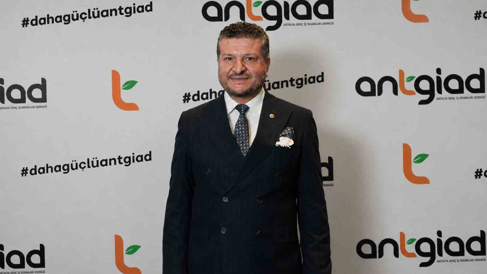 antgiad-baskani-yavas-36-yildir-antalya-nin-gelecegine-yatirim-yapiyoruz