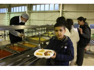 Tsk, Elazığ’da Kışlayı Depremzedelere Açtı