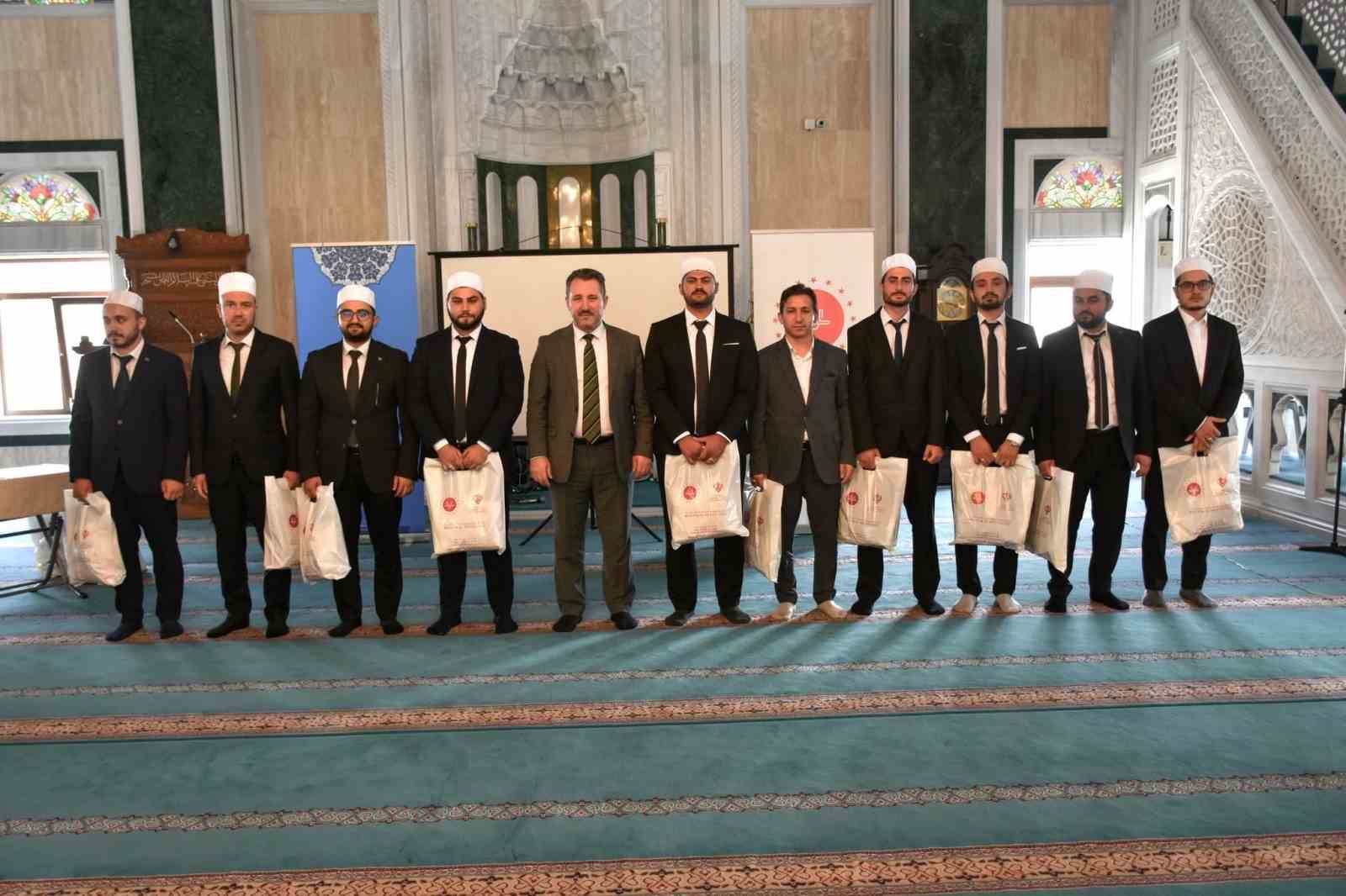 bilecik-te-ezani-guzel-okuma-yarismasi-nin-bolge-finali-gerceklestirildi