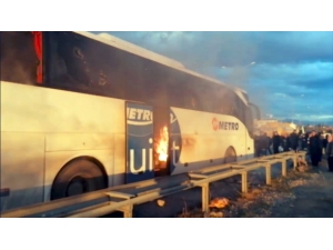 Alev Alan Otobüste Korku Dolu Anlar