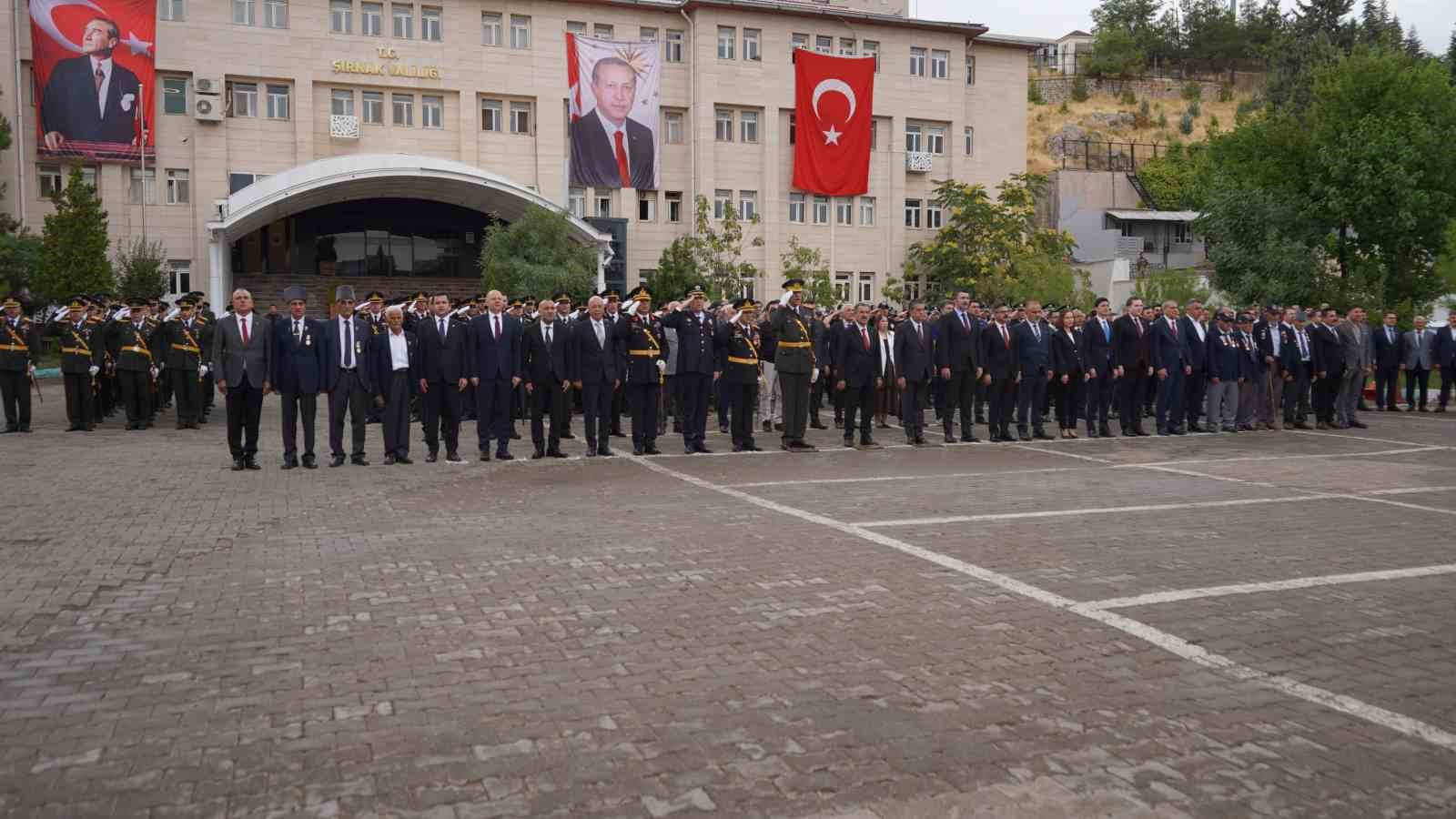 sirnak-ta-30-agustos-coskusu-yagmura-meydan-okudu