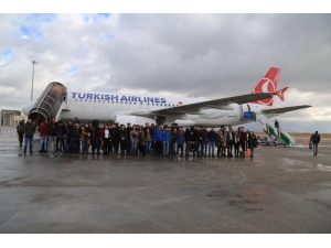 Tunceli’den 600 Öğrenci Uçakla İstanbul’a Gönderilecek