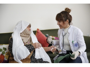 Evde Bakım Hizmetinden 9 Ayda 4 Bin 552 Yaşlı Ve Hasta Faydalandı.