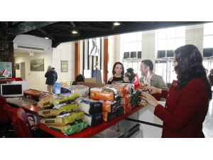 Döşemealtı Halkı Yardım Kampanyasına Tam Destek Verdi