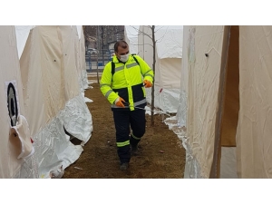 Elazığ’da Çadır Kurulan Alanlar Dezenfekte Ediliyor