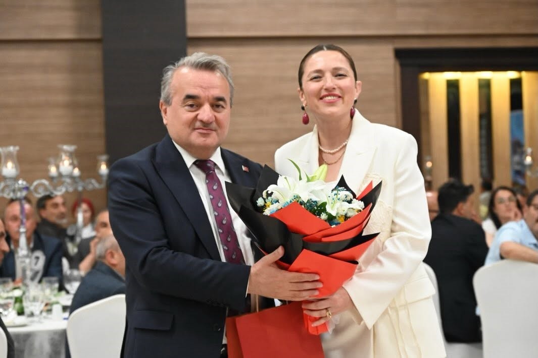 kaymakam-ozturk-e-veda-yemegi
