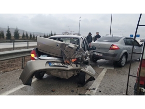 Kırıkkale’de İki Ayrı Trafik Kazası: 7 Yaralı