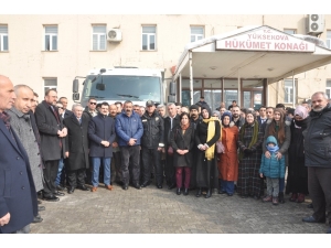 Yüksekova’dan Deprem Bölgesine Yardım Eli