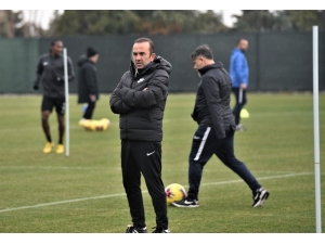 Mehmet Özdilek: “Bireysel Anlamda Ciddi Sıkıntılarımız Var”