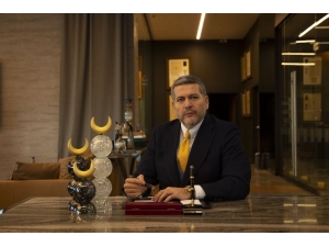 Türk Bayrağı’nı Yırtan Yunan Vekile Tepki: Ap Gereğini Yapmalı