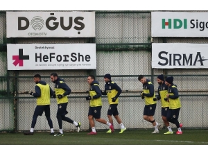 Hasan Ali Kaldırım Takımla Çalıştı