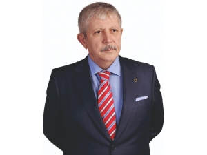 Başkan Sarı: “Şanlı Bayrağımıza Uzanan Elleri Nasıl Kırdığımızı, En İyi Kendileri Bilir”