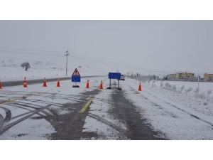 Develi’de Kar Yağışı Hayatı Olumsuz Etkiledi