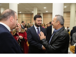 Kağıthane Belediyesinin Eğitime Desteği Sürüyor