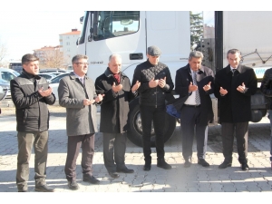 Depremzedeler İçin İkinci Tır Yola Çıktı