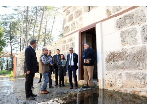 Selçuklu Av Köşkünde Temizlik Çalışması