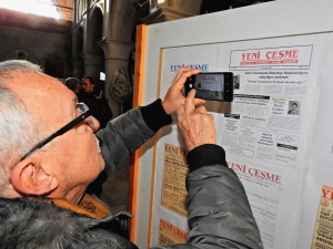 Çeşme’deki Yerel Gazete Önemli Baş Sayfalarından Sergi Açtı