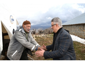 Vali Aykut Pekmez, Gerger İlçesinde İncelemelerde Bulundu