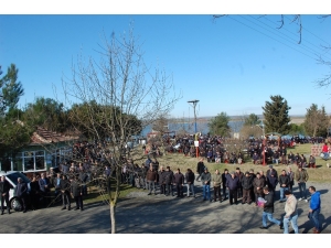 3 Bin Kişi Yağmur Duası İçin Toplandı