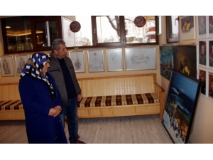 Şehit Cennet Yiğit’in Ailesi Devletten Aldıkları Evi Depremzedeler İçin Kızılay’a Bağışladı