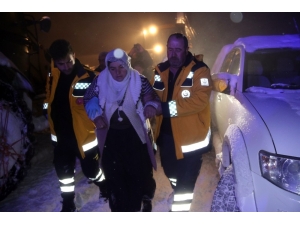 Gece Başlayan Hasta Kurtarma Operasyonu Sabah Son Erdi