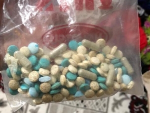 Evinde Uyuşturucu Hap Ele Geçirilen Karı-koca, Hapların Cinsel Amaçlı Kullanıldığını İleri Sürdü