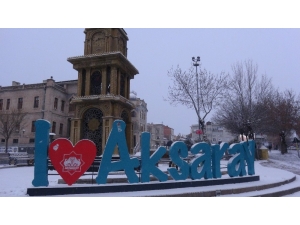 Aksaray’da Kar Yağışı Etkisini Sürdürüyor