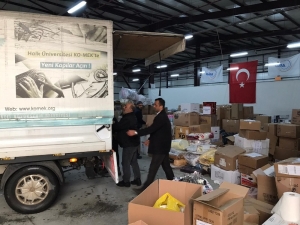 Ko-mek Vefası Elazığ’a Sıcak Sevgisini Gönderdi