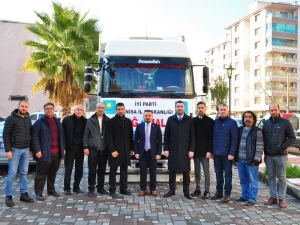 İyi Parti Manisa’dan Elazığ’a Yardım Tırı