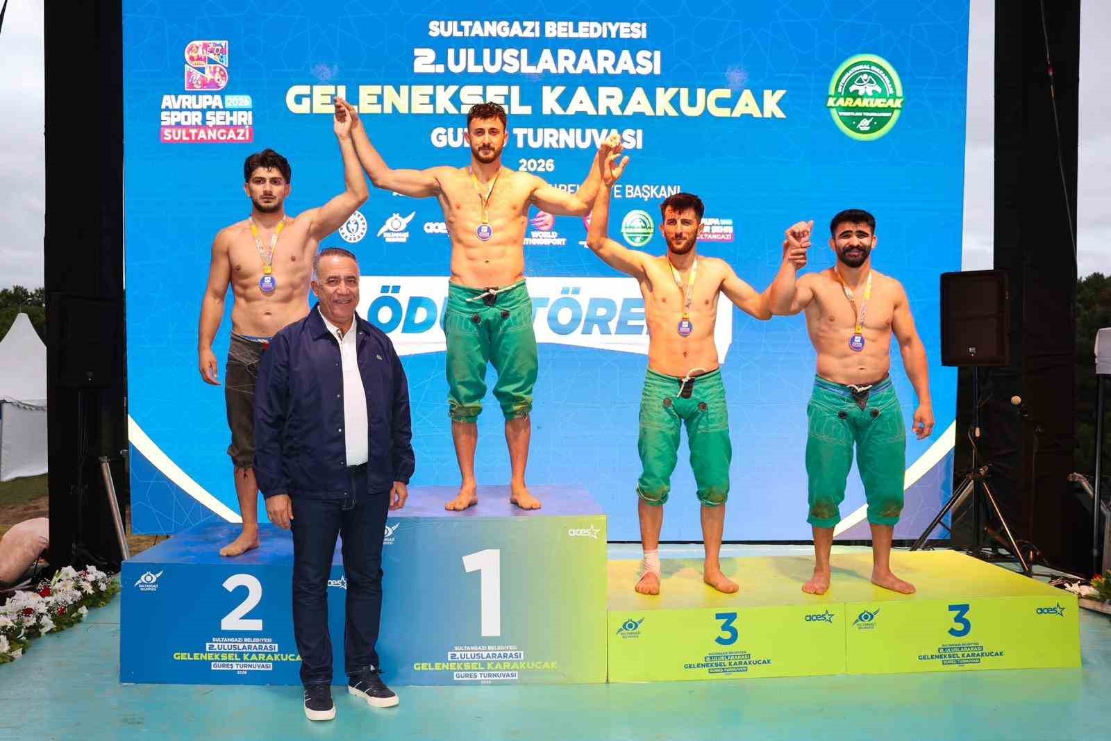 sultangazi-de-2-uluslararasi-karakucak-gures-turnuvasi-duzenlendi