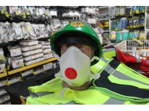 Korona Virüsü Diyarbakır’da Maskeyi Karaborsaya Düşürdü