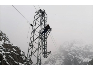 Vedaş’tan Zorlu Çalışma