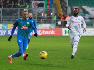 Süper Lig: Çaykur Rizespor: 0 - Beşiktaş: 0 (Maç Devam Ediyor)