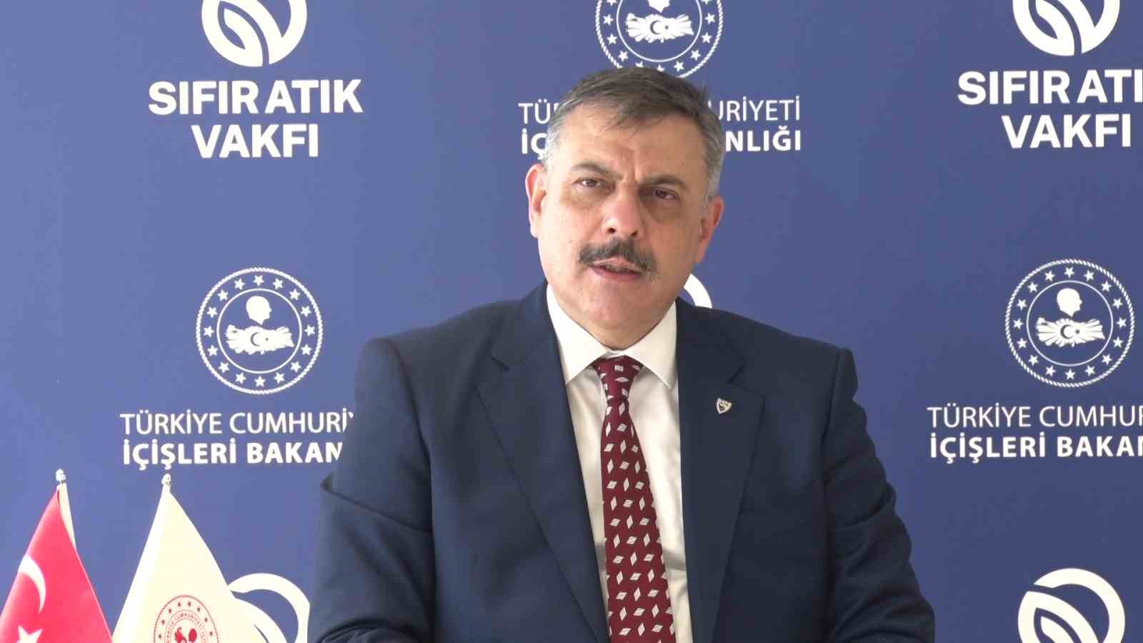 icisleri-bakani-ciftci-sifir-atik-konusunda-sifir-atik-vakfimizla-beraber-is-ve-guc-birligi-yapiyoruz