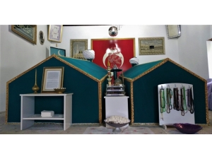 Türbeden Asırlık Boynuz Çalındı