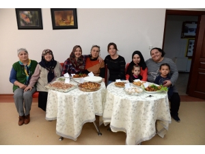 Bayat Ekmekten Harika Lezzetler