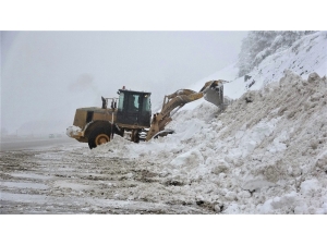 Kar, Kimileri İçin Çile Kimileri İçin Eğlence Oldu