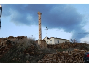 Doğanyol’da Depremin Vurduğu Köylerde Yıkım Büyük