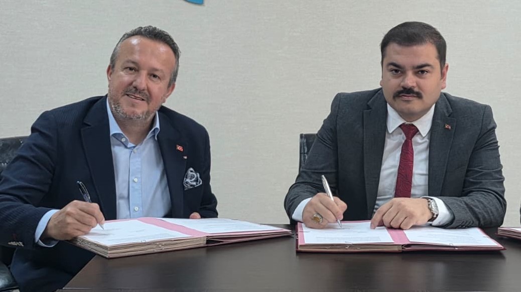 denizli-osb-baskani-yaymanoglu-kadinlarin-uretim-sureclerine-daha-guclu-sekilde-katilmasi-destekliyoruz