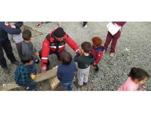 Samsun İtfaiyesi Elazığ’da Depremden Etkilenen Çocuklar İle Yakından İlgilendi