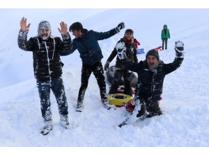 Zigana Dağı Yarıyıl Tatilinde Doldu Taştı