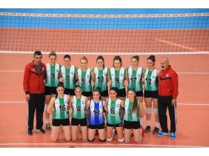 Salihli’nin Sultanları Gölcük’te Kazandı: 3-1