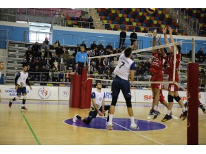 Haliliye Belediyespor Galibiyete Doymuyor