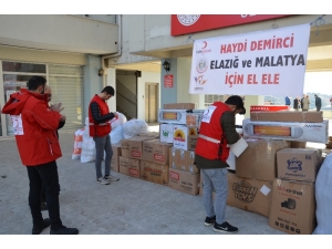 Demirci’den Elazığ Ve Malatya’ya 1 Kamyon Yardım Gönderildi