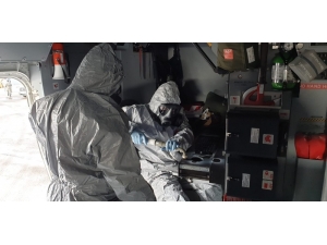 Çin’den Gelen Uçak Uzmanlar Tarafından Arıtmaya Tabi Tutuldu