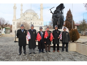 Iğdırlı Gazilerden Irkçı Yunan Milletvekili Lagos’a Tepki