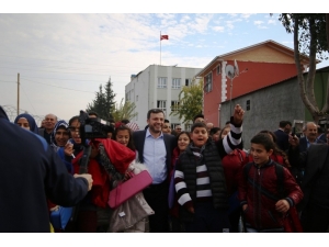 Okul Yolu Asfaltlandı