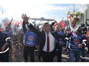 Türk Metal Sendikası İle Mess Anlaştı, İşçiler Kutlama Yaptı