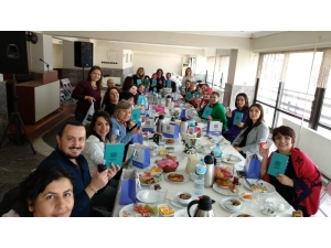 İyilik Yap İyilik Bul Hareketi İzmir’de Ahiliği Anlattı