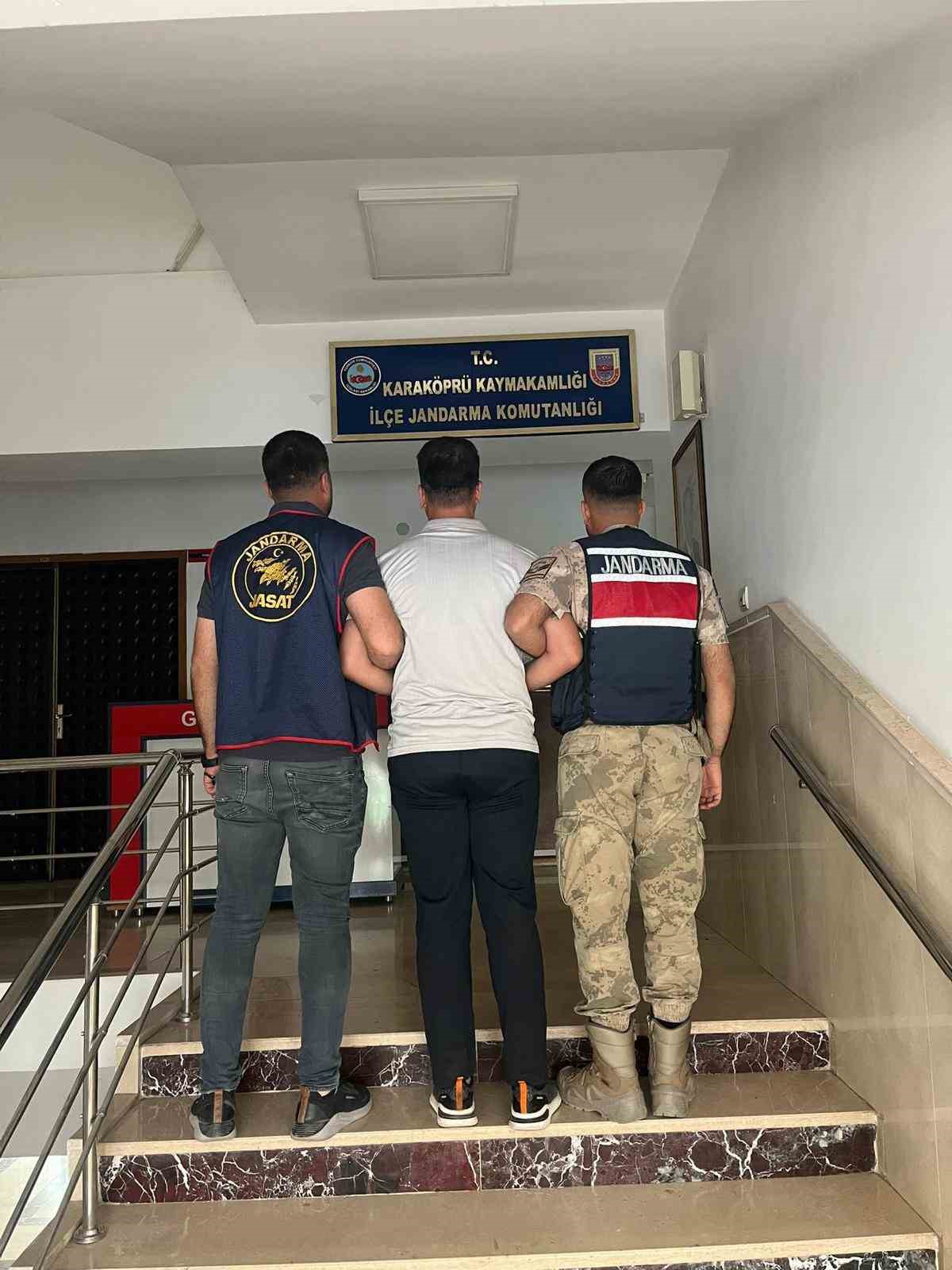 sanliurfa-da-6-yil-kesinlesmis-hapis-cezasi-bulunan-hukumlu-yakalandi